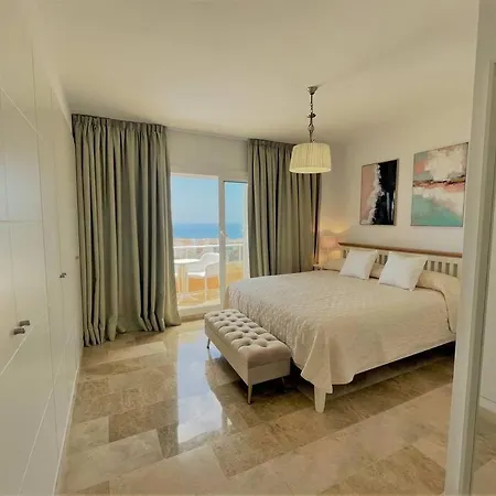 Wonderful Ocean View Townhouse! Ac! Parking! Pa01 *